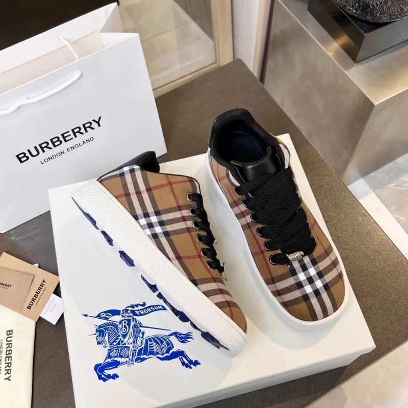 Burberry Low Shoes